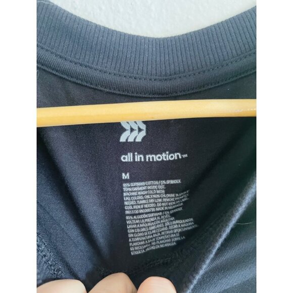 NWT All In Motion black oversized workout top size M - Picture 3 of 5